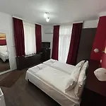 деметра Guest house *