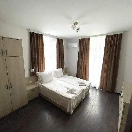 Guest house деметра *