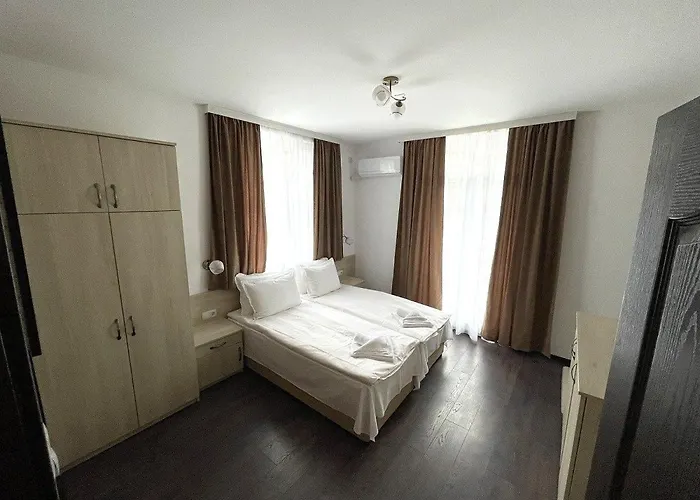 Guest house деметра *